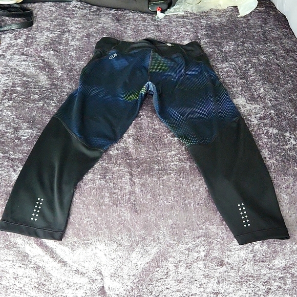 Puma size S capri workout tights - Picture 2 of 6